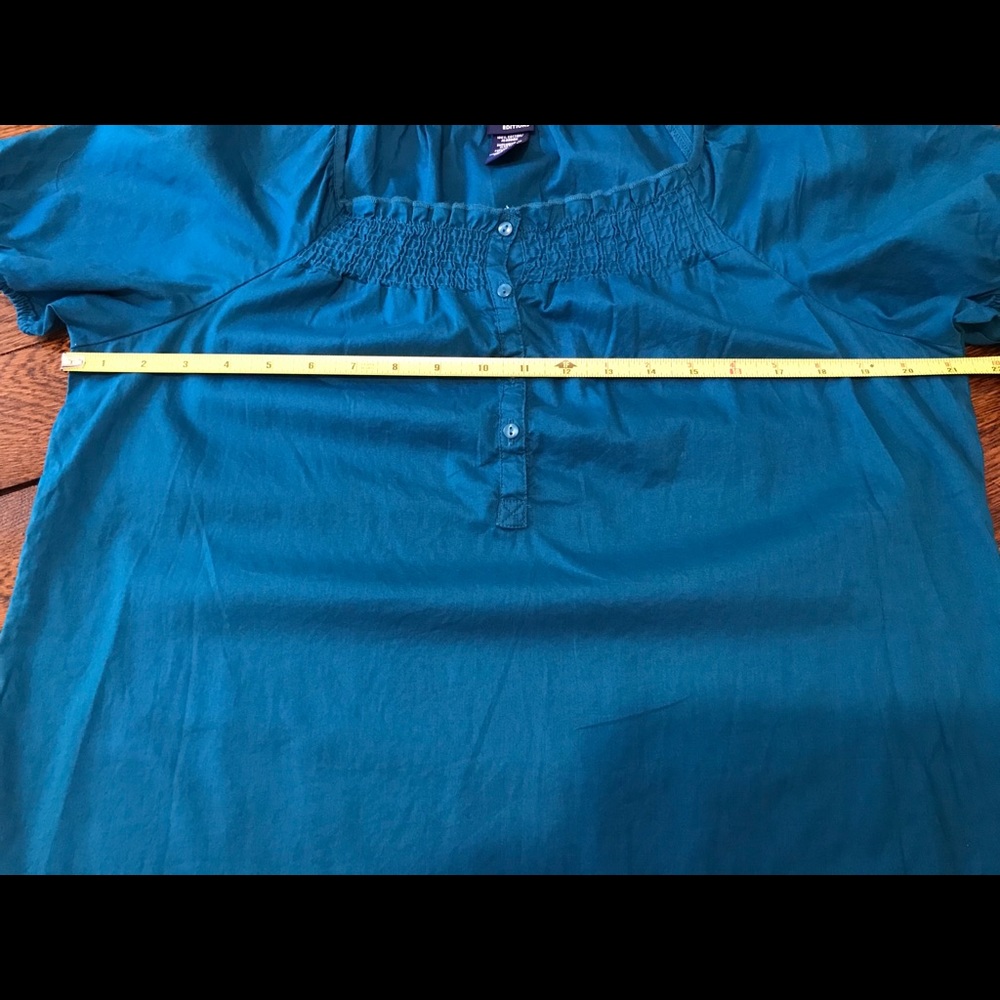 NWT Basic Editions top - Picture 4 of 6
